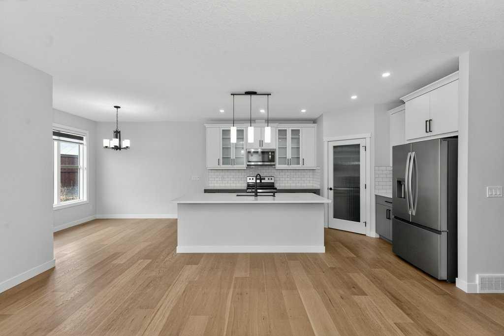 268 Cornerbrook Road Ne, Calgary, AB - Indoor Photo Showing Kitchen With Upgraded Kitchen