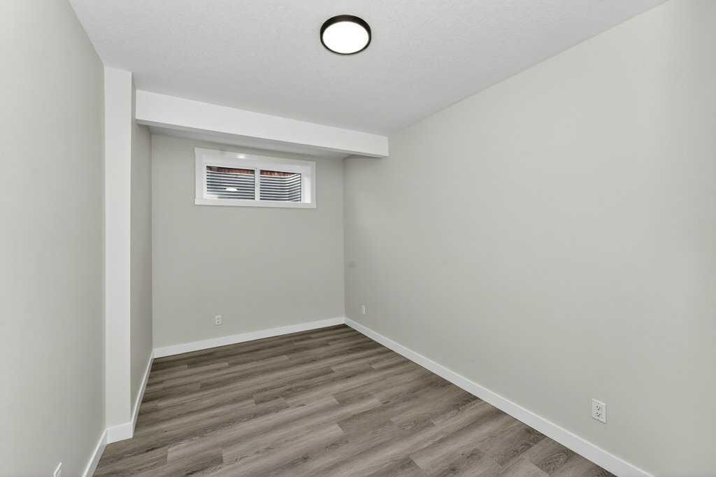 268 Cornerbrook Road Ne, Calgary, AB - Indoor Photo Showing Other Room