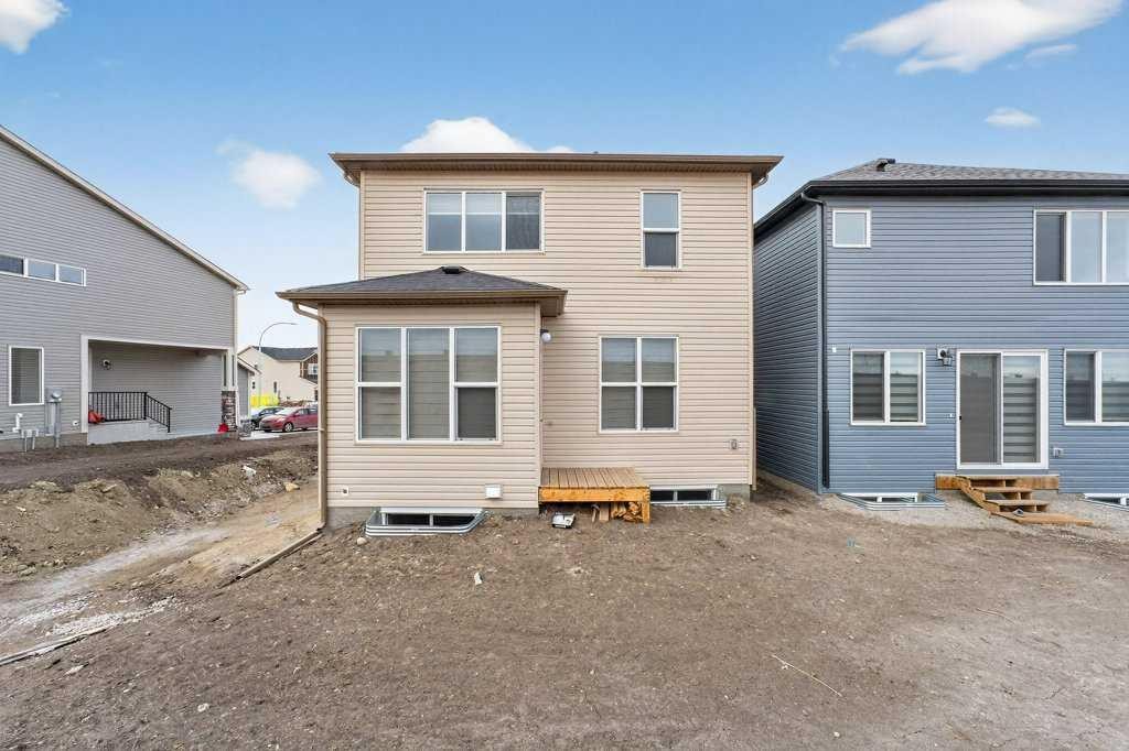 268 Cornerbrook Road Ne, Calgary, AB - Outdoor