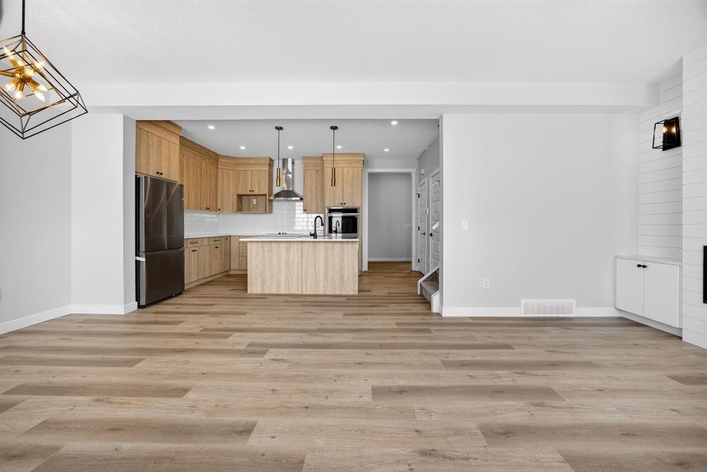 3426 Victory Way, Olds, AB - Indoor Photo Showing Kitchen