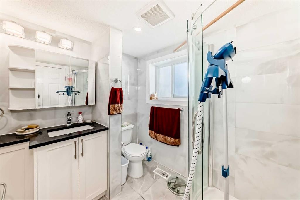 1810 10 Avenue Ne, Calgary, AB