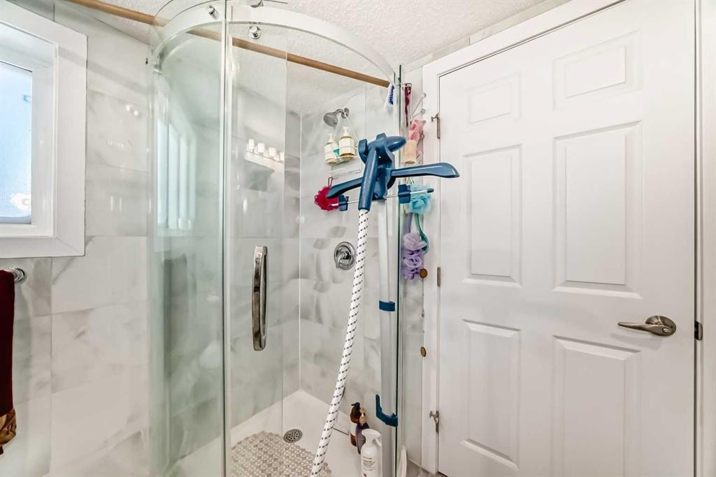 1810 10 Avenue Ne, Calgary, AB