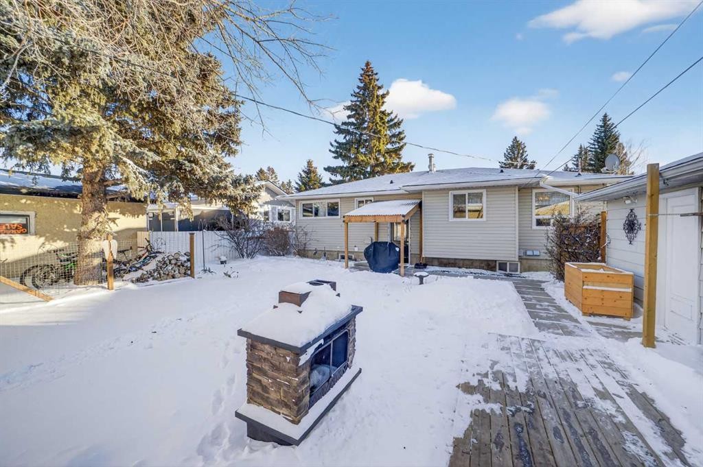 2110 16 Avenue, Didsbury, AB - Outdoor