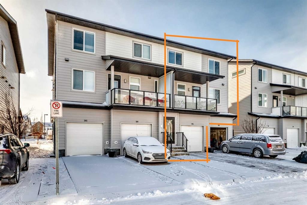 204-135 Redstone Walk Ne, Calgary, AB - Outdoor With Facade