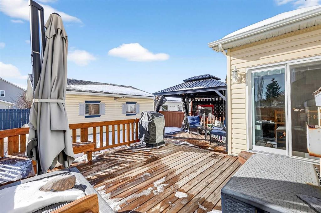 1153 Prestwick Circle Se, Calgary, AB - Outdoor With Deck Patio Veranda With Exterior