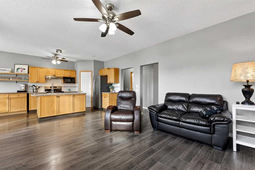 1153 Prestwick Circle Se, Calgary, AB - Indoor