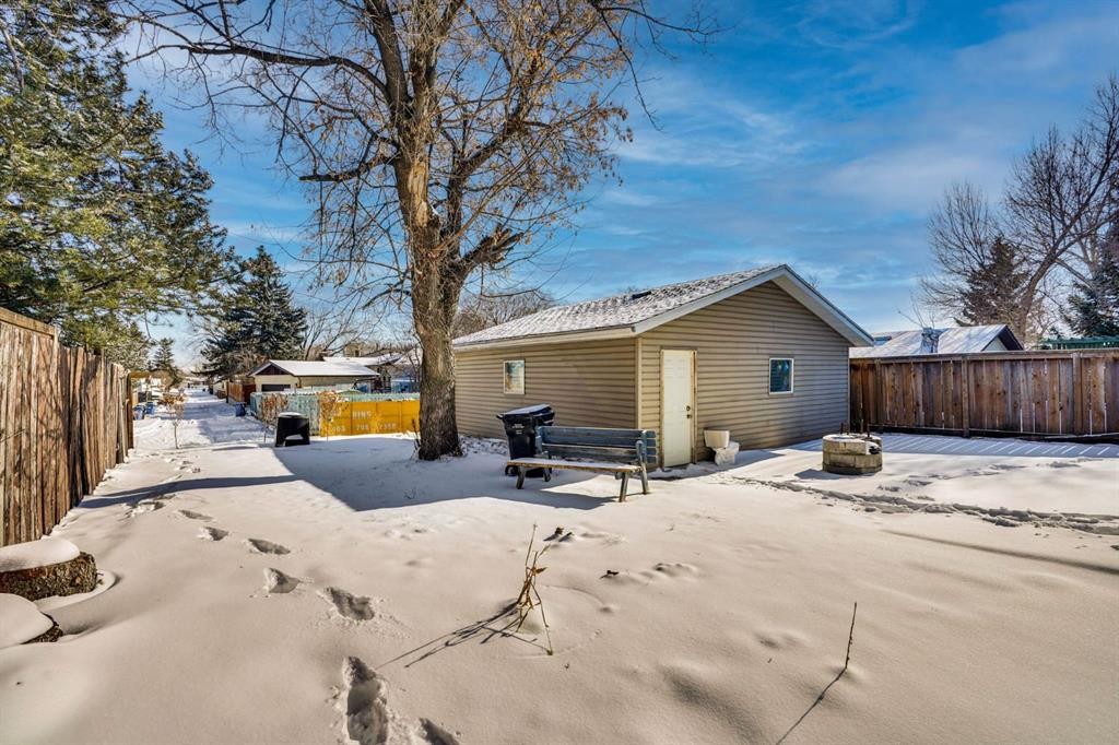 363 Templeside Circle Ne, Calgary, AB - Outdoor