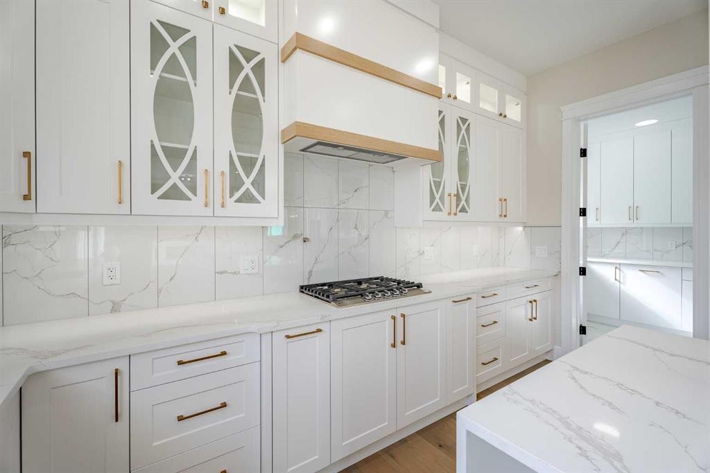 312 Watercrest Place, Chestermere, AB - Indoor Photo Showing Kitchen