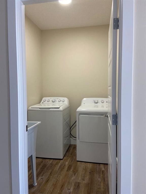 125 Westview Drive, Nanton, AB - Indoor Photo Showing Laundry Room