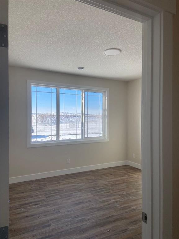 125 Westview Drive, Nanton, AB - Indoor Photo Showing Other Room