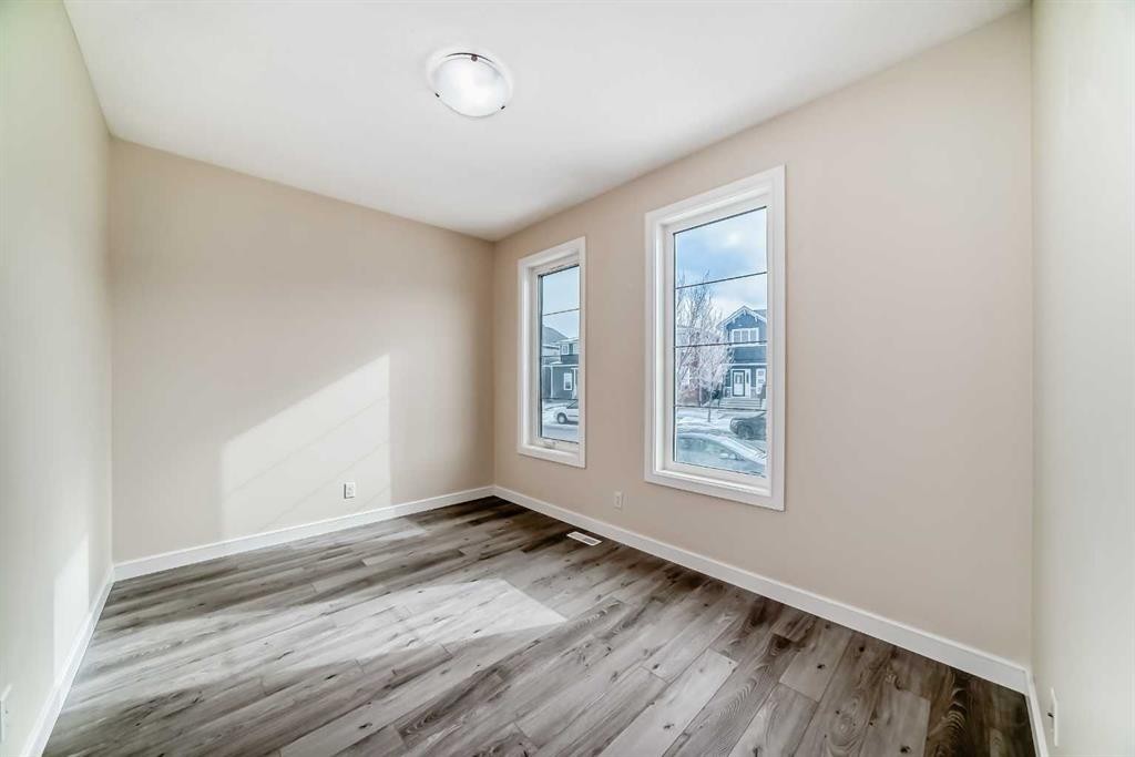 437 Redstone Grove Ne, Calgary, AB - Indoor Photo Showing Other Room