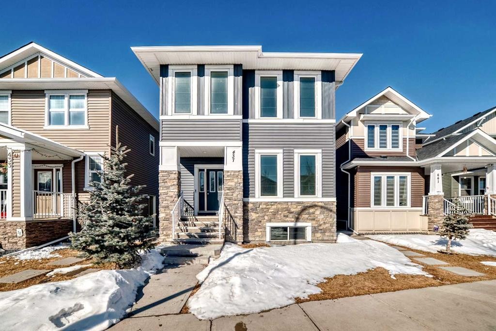437 Redstone Grove Ne, Calgary, AB - Outdoor With Facade