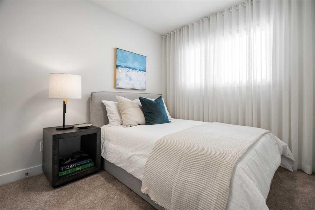 14406 15 Street Ne, Calgary, AB - Indoor Photo Showing Bedroom