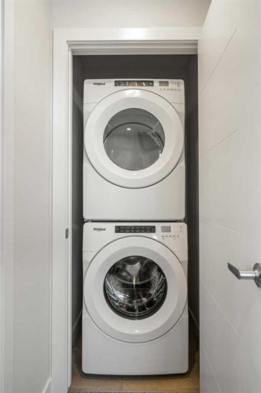 14406 15 Street Ne, Calgary, AB - Indoor Photo Showing Laundry Room