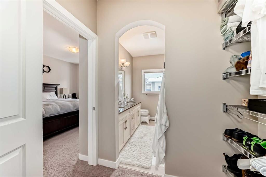 106 Cougar Ridge Landing Sw, Calgary, AB - Indoor