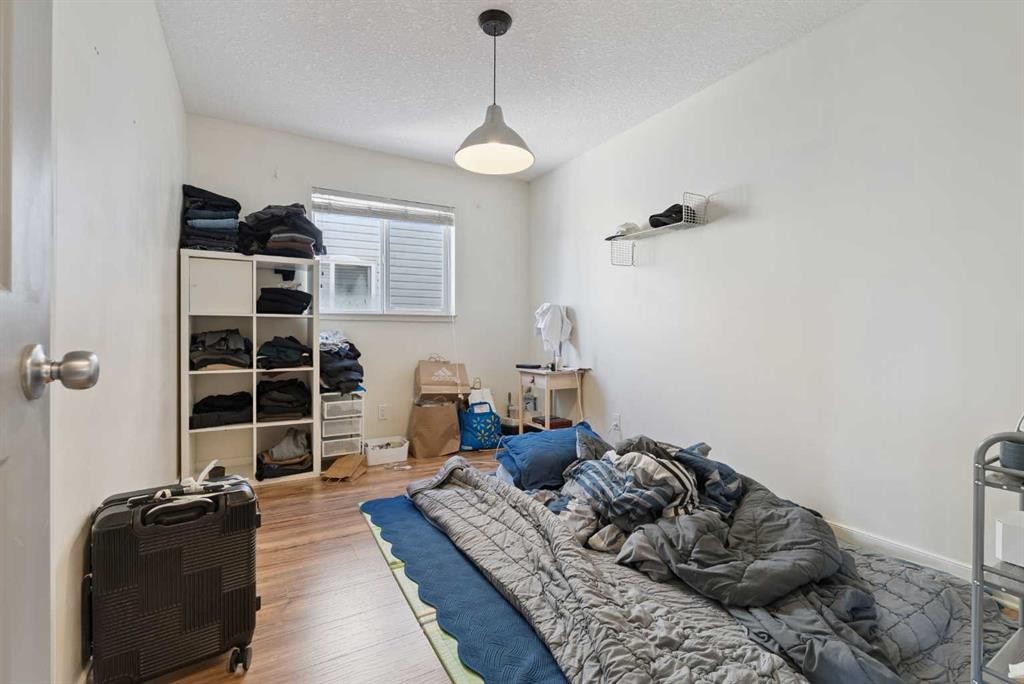 47 Everbrook Crescent Sw, Calgary, AB - Indoor