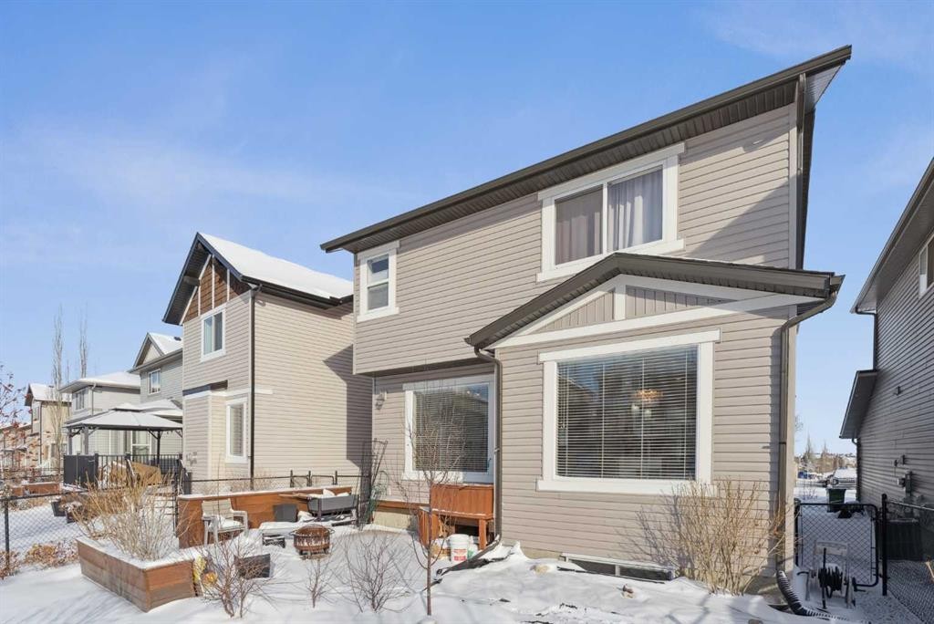 47 Everbrook Crescent Sw, Calgary, AB - Outdoor With Exterior
