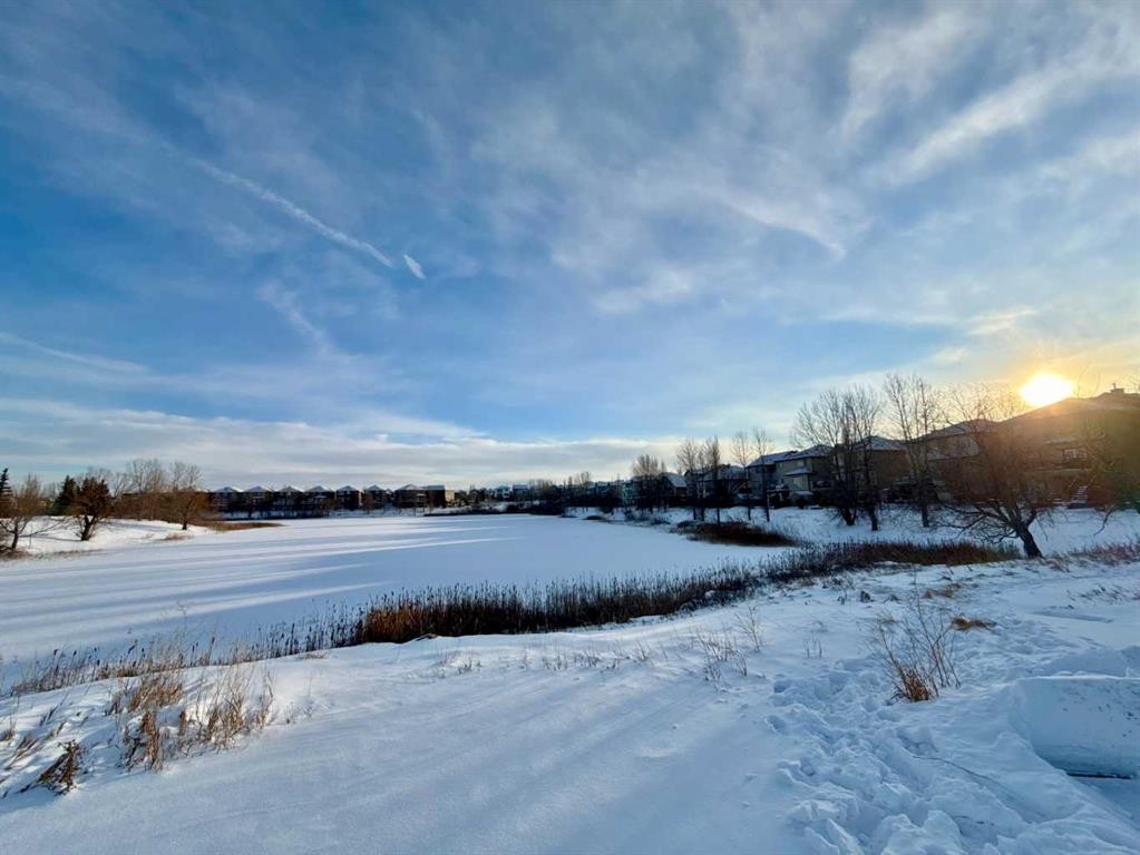 47 Everbrook Crescent Sw, Calgary, AB - Outdoor With View