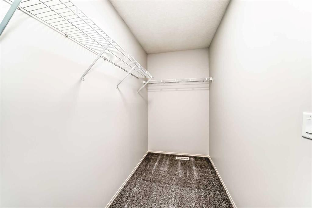 9 Saddlecrest Crescent Ne, Calgary, AB - Indoor
