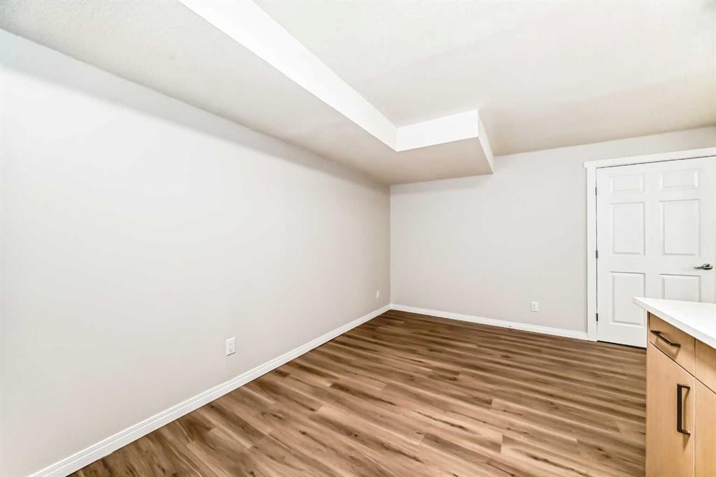 9 Saddlecrest Crescent Ne, Calgary, AB - Indoor Photo Showing Other Room