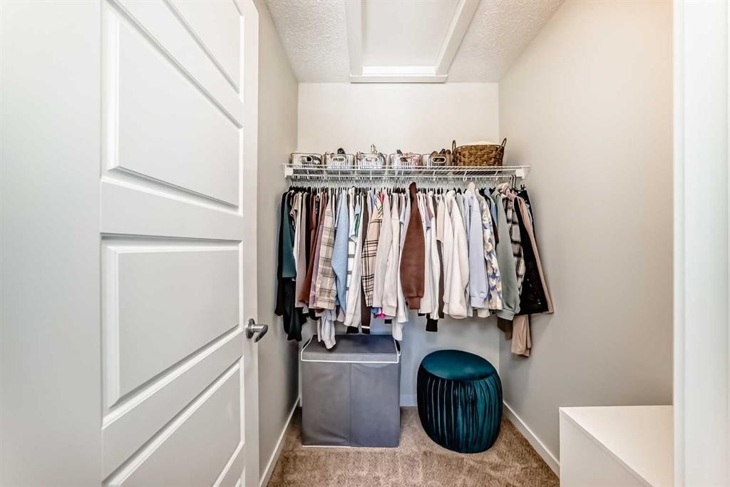 272 Cranbrook Square Se, Calgary, AB - Indoor Photo Showing Other Room