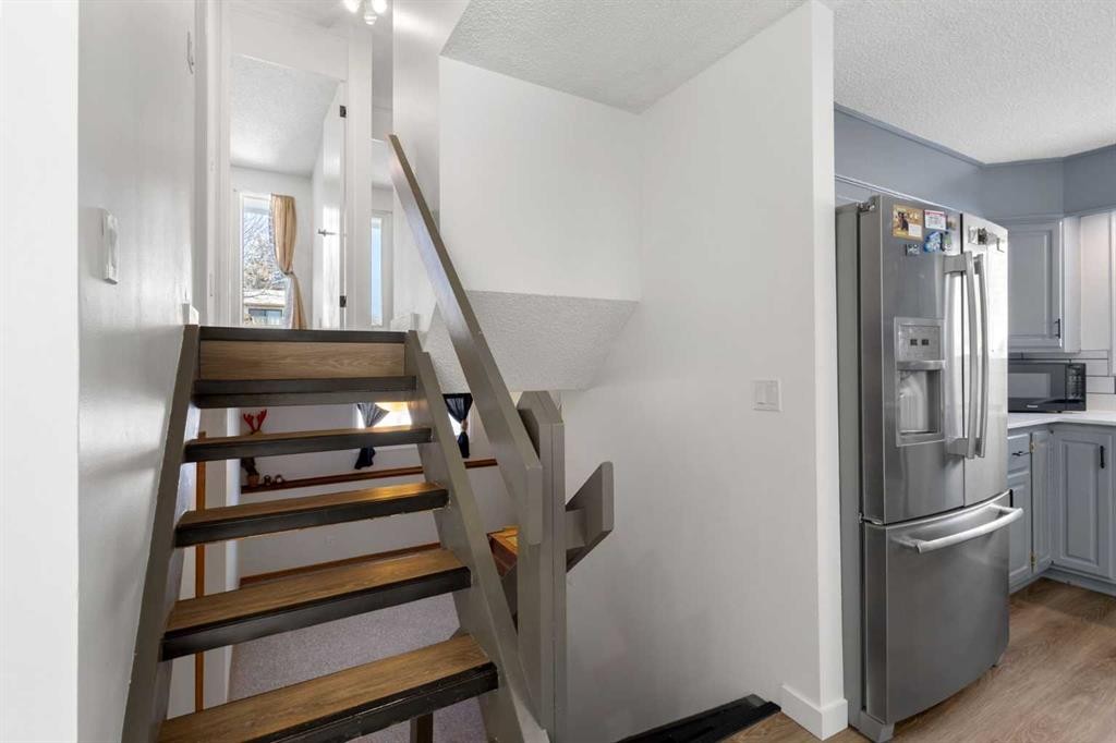 95 Beddington Way Ne, Calgary, AB - Indoor