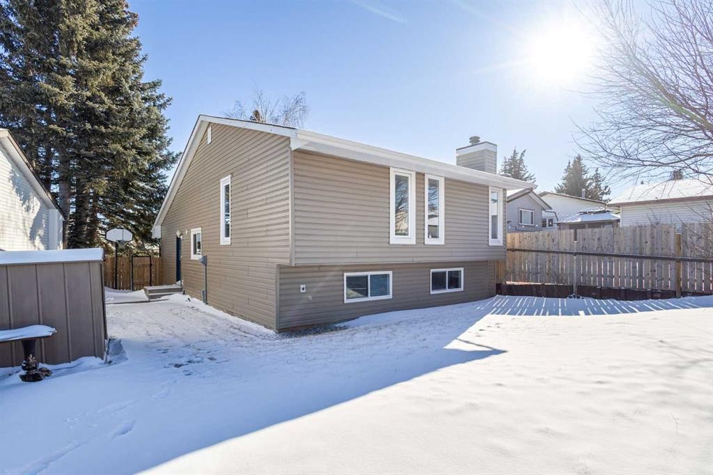 95 Beddington Way Ne, Calgary, AB - Outdoor With Exterior