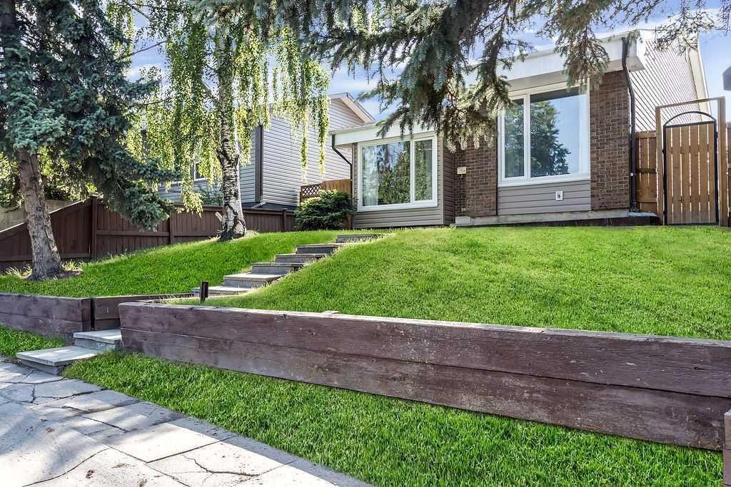 95 Beddington Way Ne, Calgary, AB - Outdoor