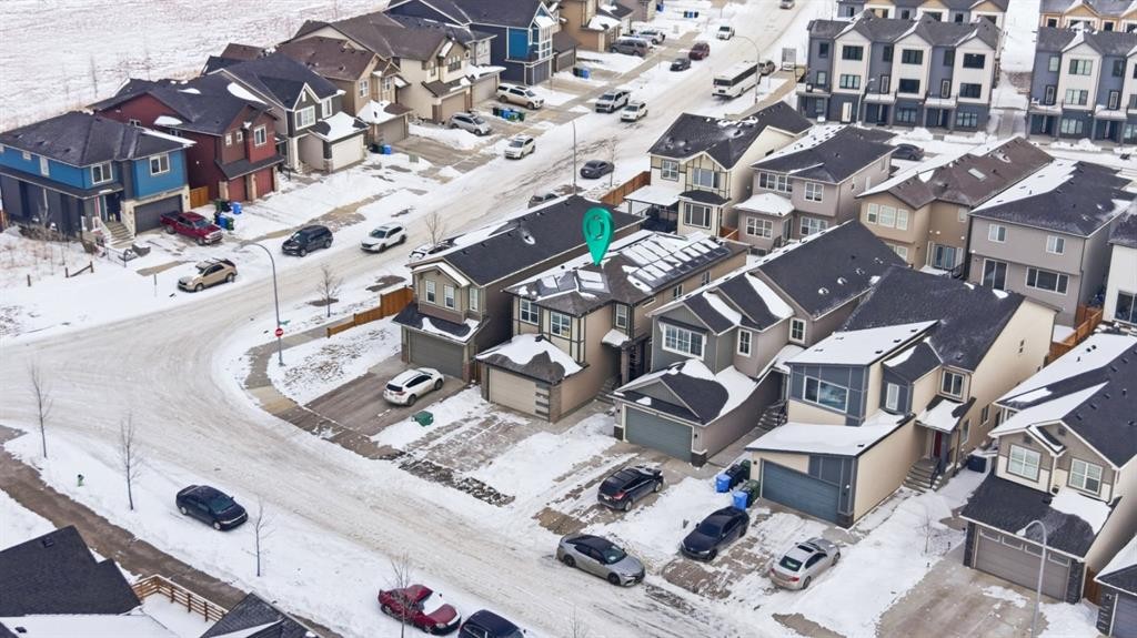 14 Belvedere Point Se, Calgary, AB
