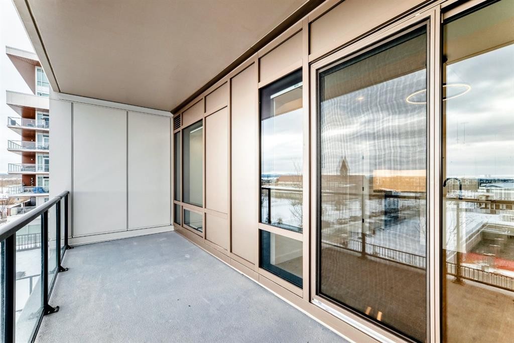 415-8375 Broadcast Avenue Sw, Calgary, AB - Outdoor With Exterior