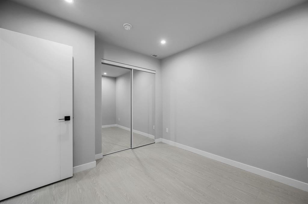 307-8375 Broadcast Avenue Sw, Calgary, AB - Indoor Photo Showing Other Room