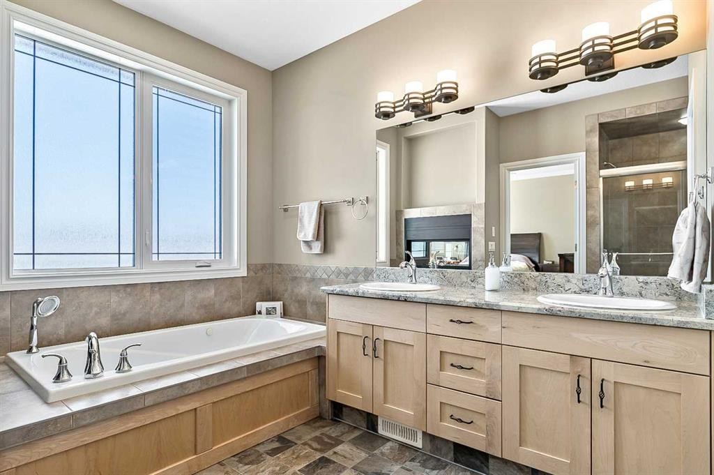 108 Ravencrest Drive, Rural Foothills County, AB - Indoor Photo Showing Bathroom