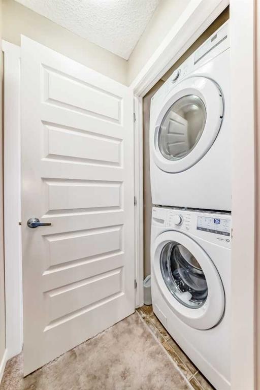 38 Auburn Bay Link Se, Calgary, AB - Indoor Photo Showing Laundry Room