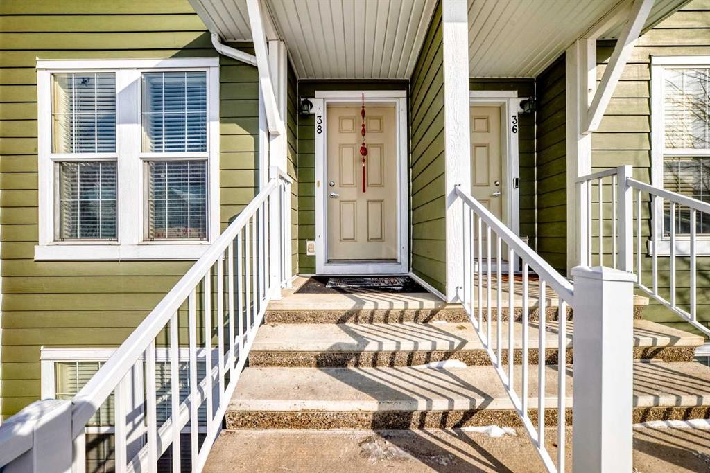 38 Auburn Bay Link Se, Calgary, AB - Outdoor