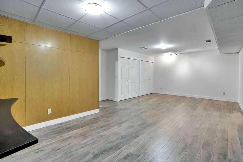 117 Walden Square Se, Calgary, AB - Indoor Photo Showing Other Room