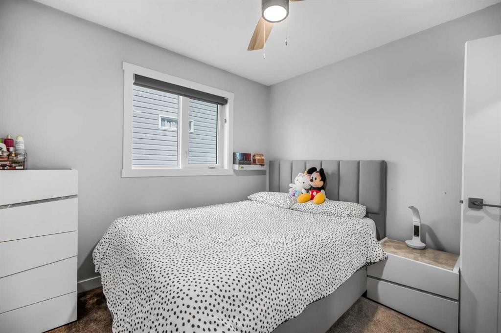 31 Saddleback Way Ne, Calgary, AB - Indoor Photo Showing Bedroom