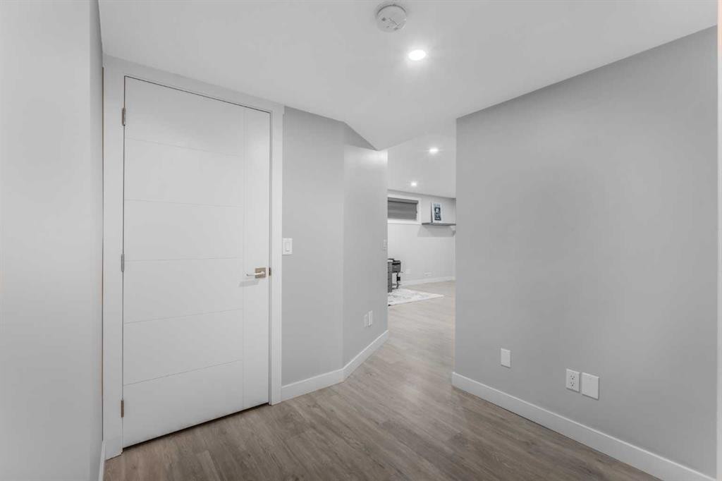 31 Saddleback Way Ne, Calgary, AB - Indoor Photo Showing Other Room