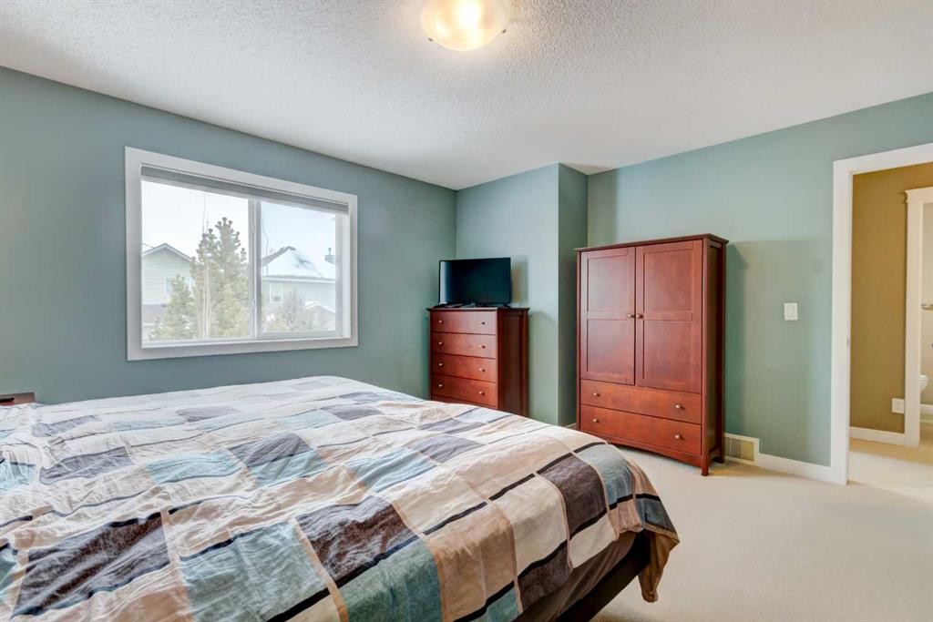 185 Brightonstone Landing Se, Calgary, AB - Indoor Photo Showing Bedroom
