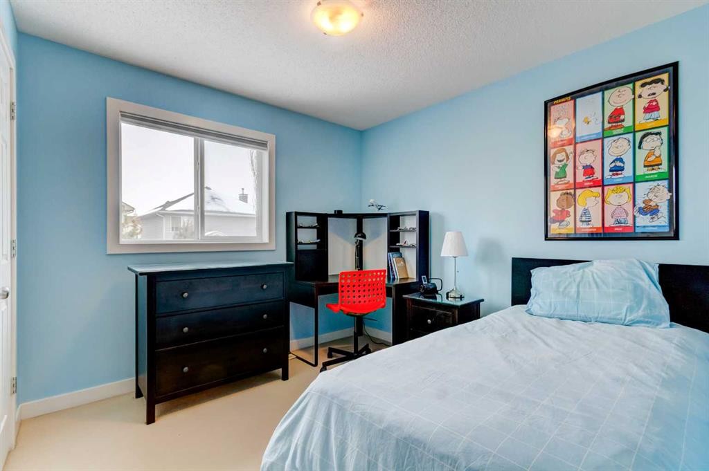 185 Brightonstone Landing Se, Calgary, AB - Indoor Photo Showing Bedroom