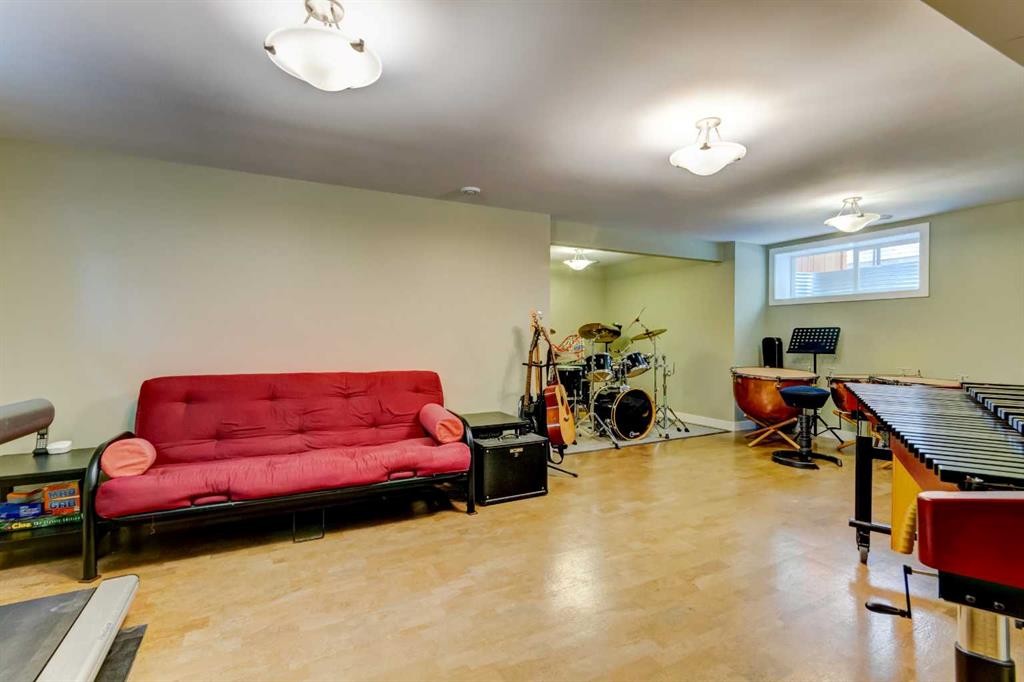 185 Brightonstone Landing Se, Calgary, AB - Indoor