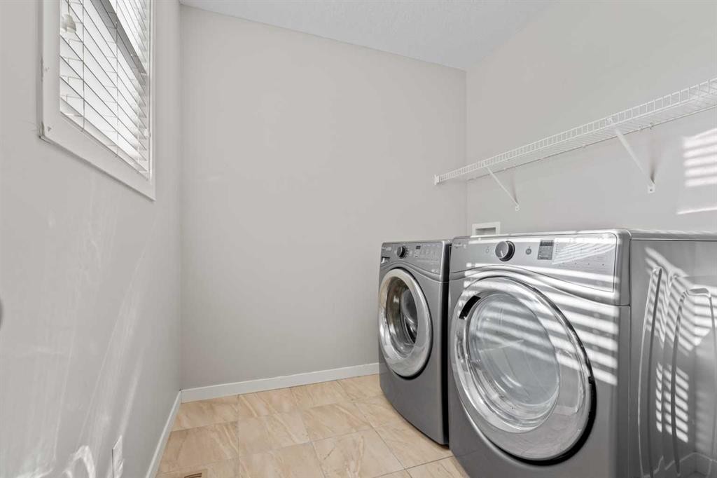 2148 Brightoncrest Green Se, Calgary, AB - Indoor Photo Showing Laundry Room