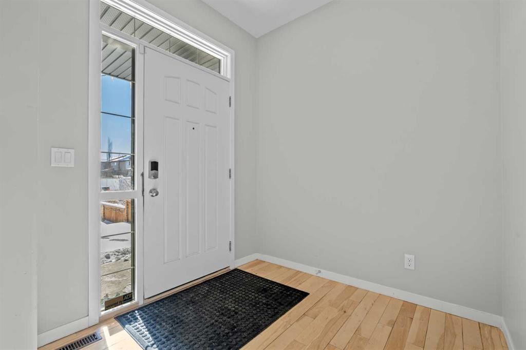 2148 Brightoncrest Green Se, Calgary, AB - Indoor Photo Showing Other Room