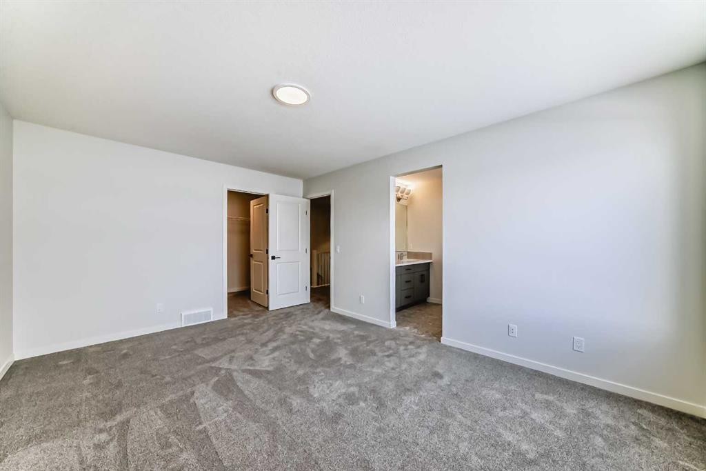 54 Bartlett Row Se, Calgary, AB - Indoor Photo Showing Other Room