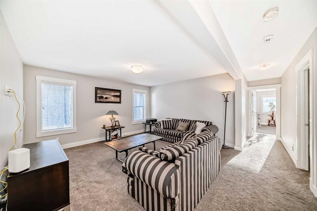 477 Legacy Boulevard Se, Calgary, AB - Indoor