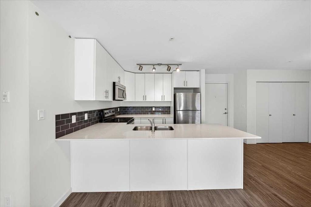 2308-181 Skyview Ranch Manor Ne, Calgary, AB - Indoor Photo Showing Kitchen With Stainless Steel Kitchen With Double Sink