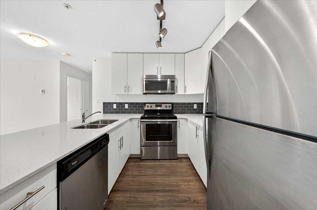 2308-181 Skyview Ranch Manor Ne, Calgary, AB - Indoor Photo Showing Kitchen With Stainless Steel Kitchen With Double Sink