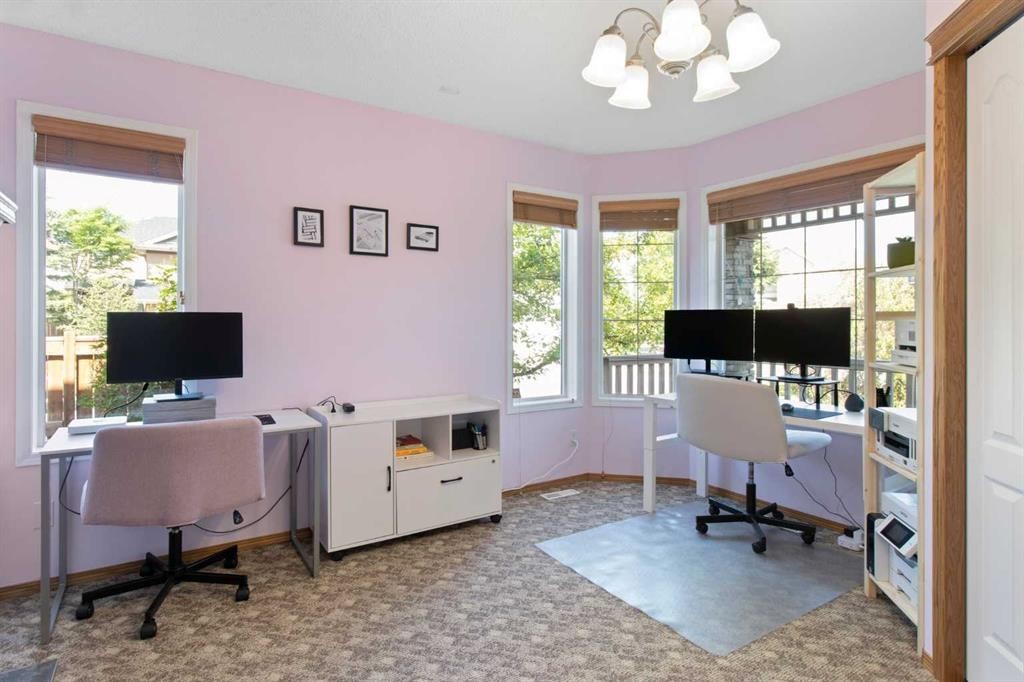 235 Everwillow Close Sw, Calgary, AB - Indoor Photo Showing Office