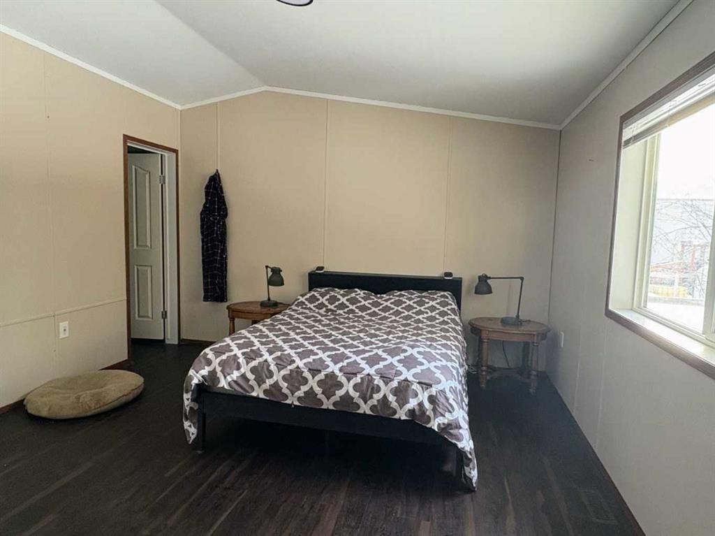 101071 Township Road 740, Rural Grande Prairie No. 1, County Of, AB - Indoor Photo Showing Bedroom