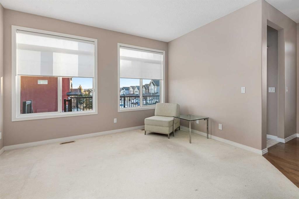 53 Sage Bank Link Nw, Calgary, AB - Indoor Photo Showing Other Room