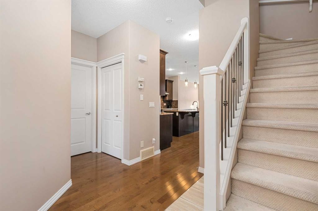 53 Sage Bank Link Nw, Calgary, AB - Indoor Photo Showing Other Room